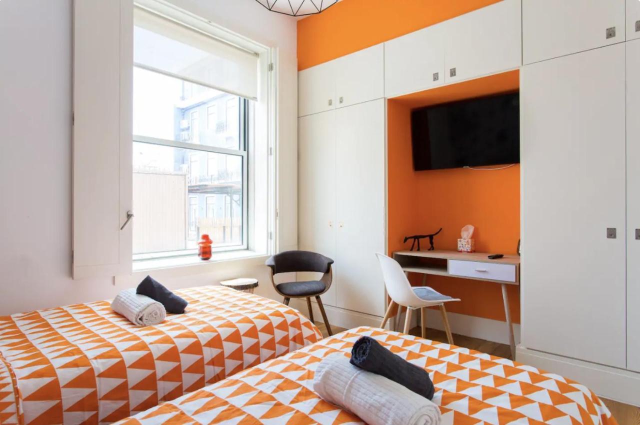 Beautiful 3-Story House In Chiado With A 40M² Private Terrace Apartman Lisboa Kültér fotó